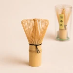 Chasen - bambusowa miotełka do herbaty matcha 11x6cm
